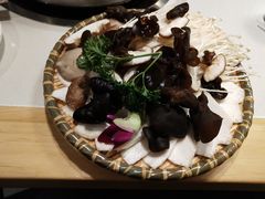 菌菇拼盘-牛记皇·鲜牛肉火锅(弘阳广场店)