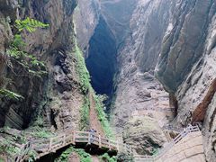 -龙水峡地缝景区