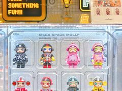 -泡泡玛特POPMART(上海环球港店)