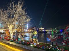 -王府井奥莱棋盘山小镇