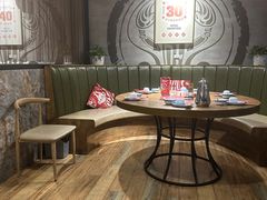 -叶派龙虾•招牌香辣蟹·海鲜(中海国际店)