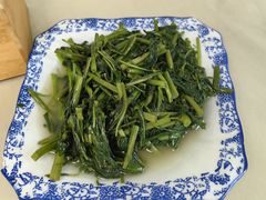-七的湖·晚芳亭·阳澄湖农家菜·大闸蟹(莲花岛店)