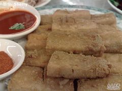 炸石屏臭豆腐-蔼若春.传承三十年云南菜(金碧公园店)