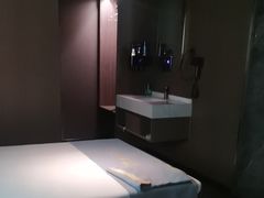 -在水伊方·影院式足道·保健·高端养生SPA(海椒市店)