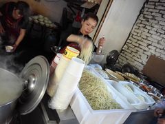 -周记热干面豆皮大王(桃花东街店)