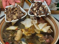 -土连锅·现熬养生汤锅(梁家巷店)