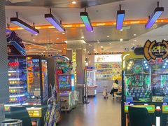 -反斗乐园π·电玩·高空拓展·蹦床(龙华天虹店)