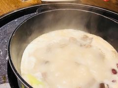 -三人行骨头王火锅(长寿店)