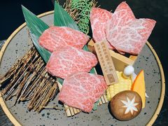 -山川小町·极番烧肉(新地假日广场店)
