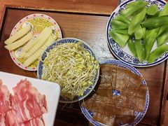 -沸炉重庆老火锅(军事博物馆店)