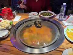 -山河屯铁锅炖鲜鹅·东北菜(开发区一店)