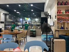 -老何家后安粉·糟粕醋海鲜火锅(三亚湾椰梦长廊店)