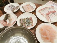 -正能量脆肉鲩火锅