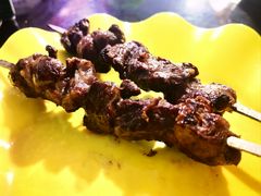 -烤肉小伙烤肉店