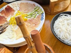 -桥香园过桥米线(国贸店)