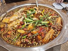 -乡土特色.冷锅鱼.牦牛肉汤锅