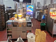 -麦当劳(展览路店)