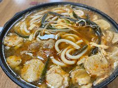 -天瑞福云南过桥米线(十里河店)