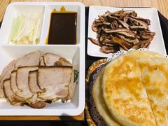 -李连贵熏肉大饼(金隅嘉品Mall店)