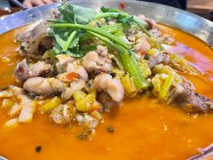 小米椒爱上蛙-先启半步颠小酒馆(白麓里店)