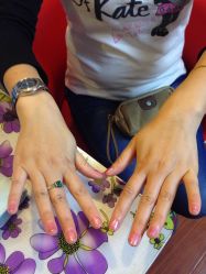 点击看大图 -小红楼美甲美容中心