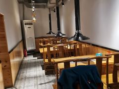 大堂-关二碳烤羊腿(龙翔路店)