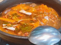 -钱摊摊安顺夺夺粉火锅(宏大广场店)