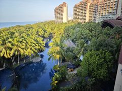 -三亚湾海居雅高铂尔曼度假酒店