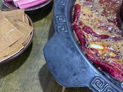 -黄潇洒老火锅(九眼桥宏济巷店)