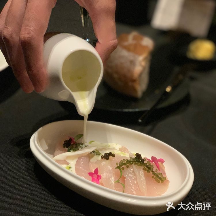 BU CASTLE｜外滩首家暗黑古堡西餐厅🏯