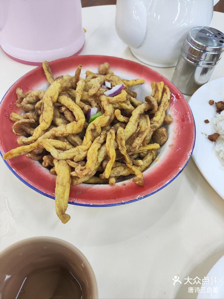 巷子里餐饮图片