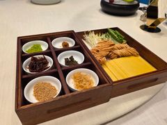 -鲁采LU STYLE(新天地店)