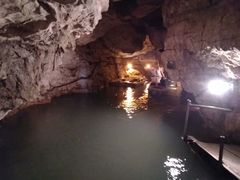 -官马溶洞