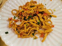 -龍堂蟹黄小笼包(德思勤四季汇店)