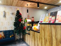-柯斗斗主题餐厅·狗咖·围炉煮茶·茶饮(国瑞升平里店)