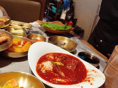 -草家酱蟹炭火烤肉店(珲春南路一店)