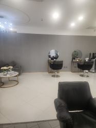-八佰伴8008星级形象店