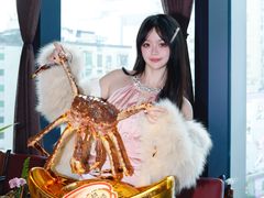 -雍容荟活波龙自助餐(IFS黑金店)