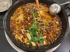 -鸿顺老铁锅美蛙鱼府(解放碑店)