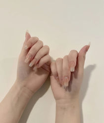 -七月美睫 美甲