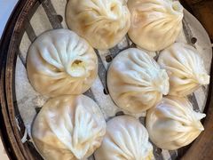 -馋三尺蟹粉小笼(人民广场店)