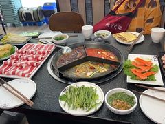 -渝里重庆火锅(航天城店)