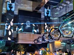 -The ROOF (通盈中心店)