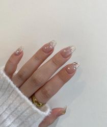 -小鸟美甲