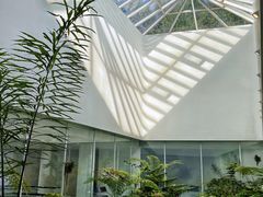 -罗红摄影艺术馆