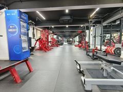 -坚果健身24小时工作室(定西路店)