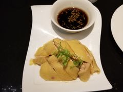 -上海滴水湖皇冠假日酒店