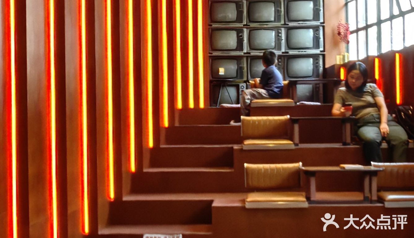 人民咖啡馆一直收藏的地方，我来啦！