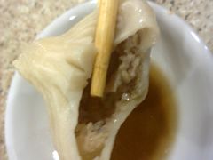 201010281930-老班长手工灌汤包老店(东山店)