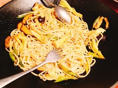铁锅焖面-禧和源养生素食茶馆
